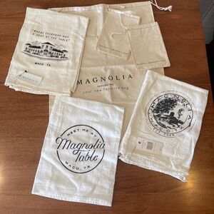 New Magnolia Tea Towels & Bags JoAnna Gaines Waco TX